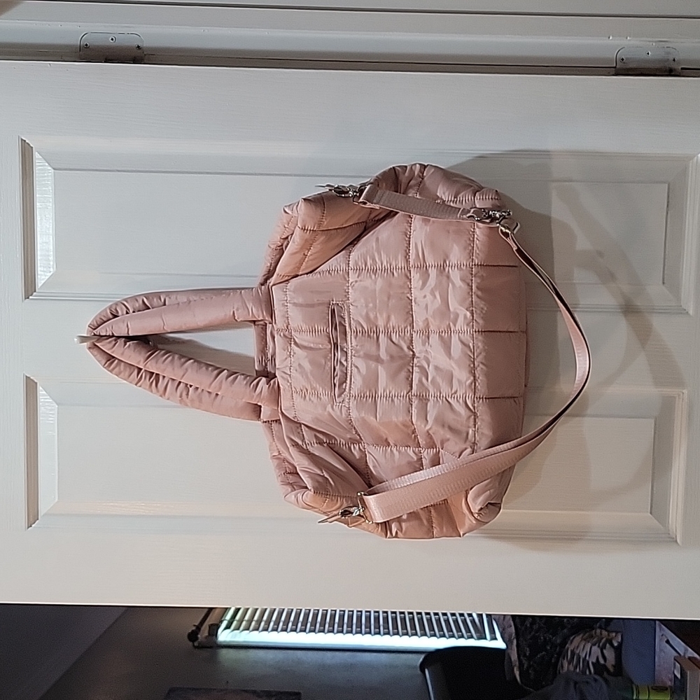 Isaac mizrahi duffle bag